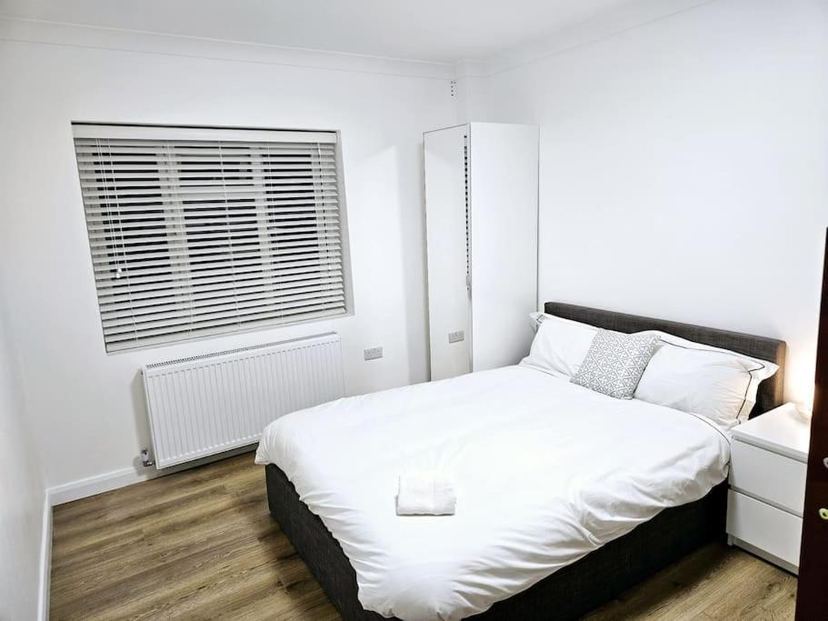 Wonderful Apartment In Wembley London Exterior foto